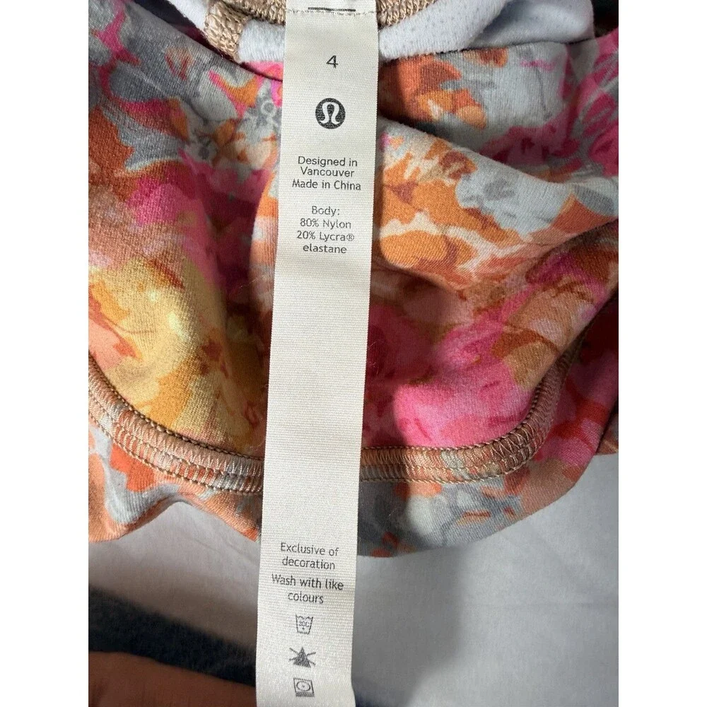 Lululemon Women Size 4 Floral High Rise Leggings Side Pockets Multicolor Yoga